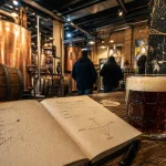 Visite brasserie nord : cuves en cuivre et chope ambrée, abbaye